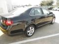 Black - Jetta SE Sedan Photo No. 7