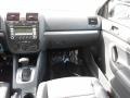 Black - Jetta SE Sedan Photo No. 19