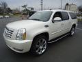 White Diamond Tricoat - Escalade ESV Luxury AWD Photo No. 2