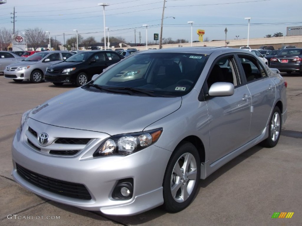 2012 Classic Silver Metallic Toyota Corolla S 60657139