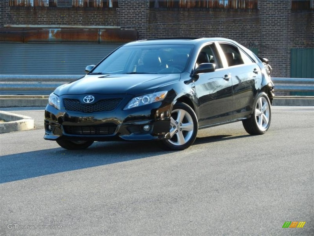 2011 Camry SE V6 - Black / Dark Charcoal photo #1