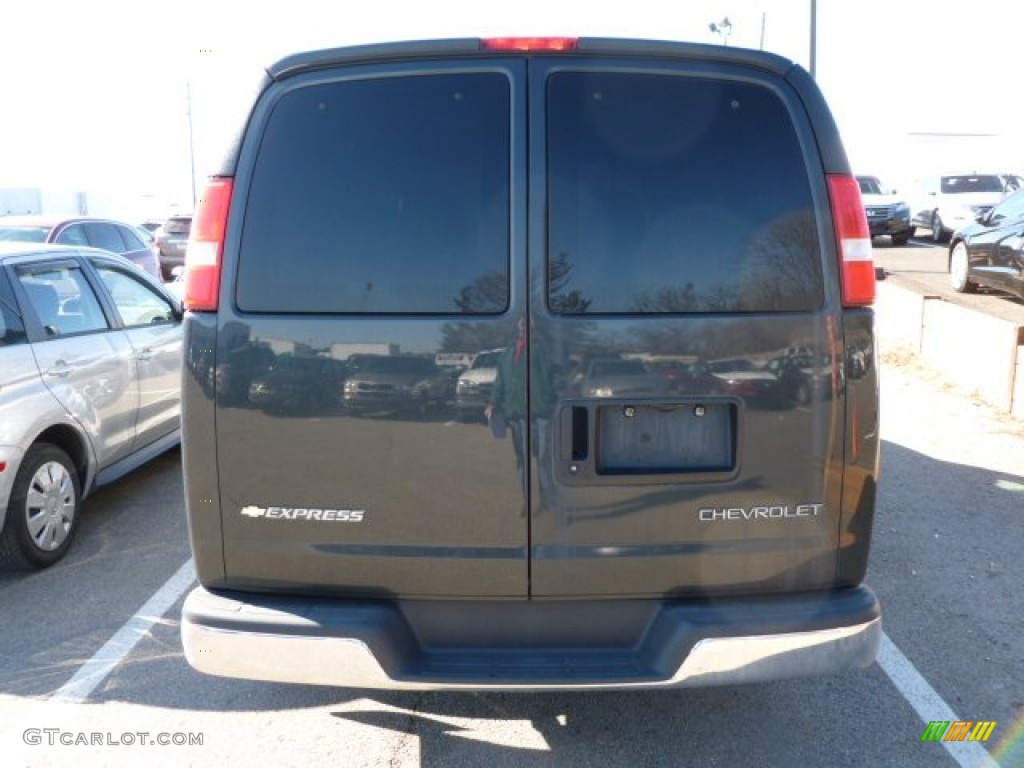 2003 Express 1500 Cargo Van - Dark Gray Metallic / Medium Dark Pewter photo #2