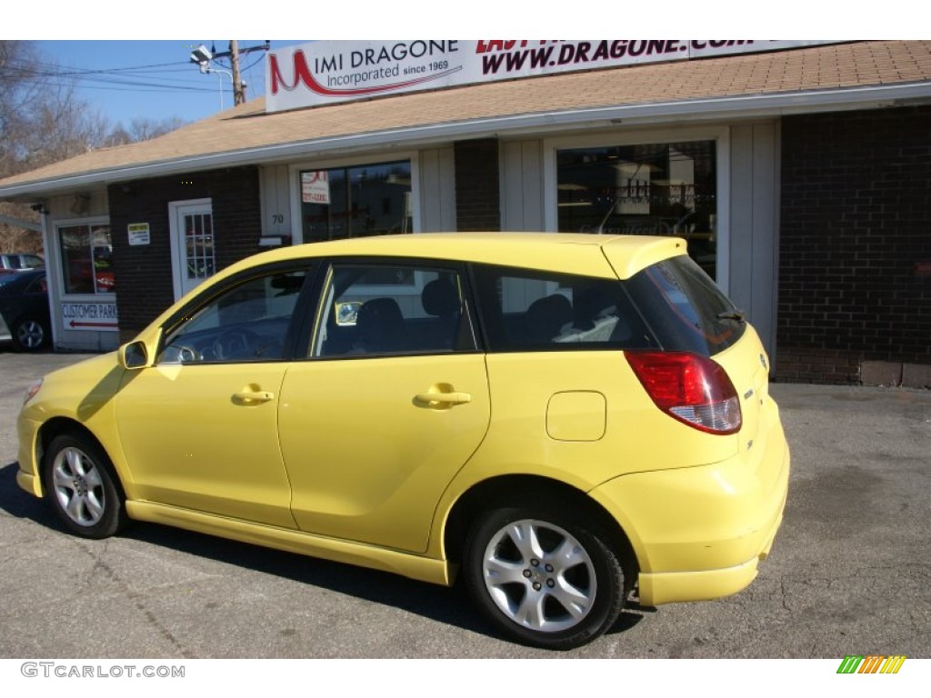 2004 Matrix XR - Solar Yellow / Dark Gray photo #6