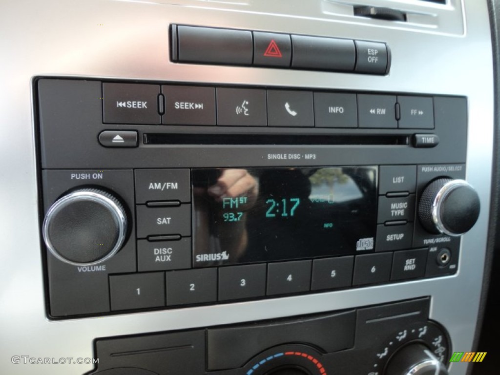 2010 Dodge Charger SXT Audio System Photo #60690629