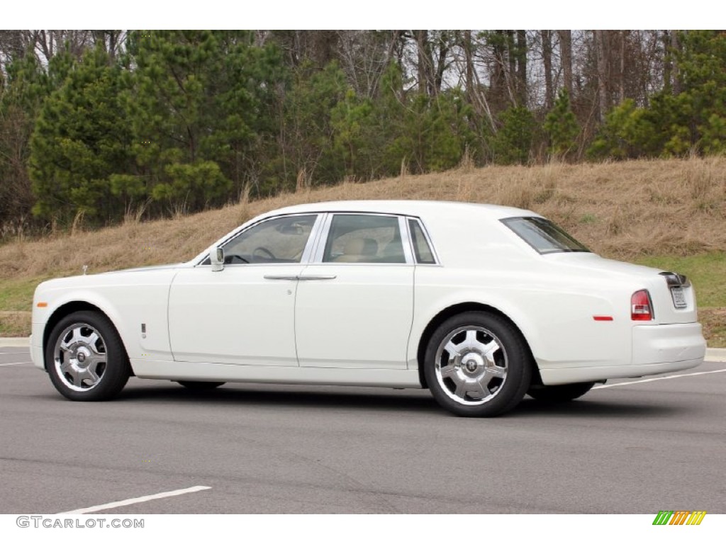 English White 2008 Rolls-Royce Phantom Drophead Coupe Standard Phantom Drophead Coupe Model Exterior Photo #60691439