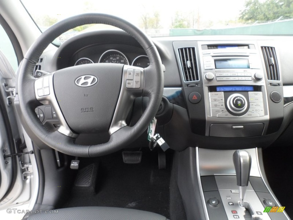 2011 Hyundai Veracruz Limited Gray Dashboard Photo #60691613