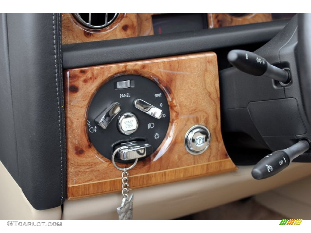 2008 Rolls-Royce Phantom Drophead Coupe Standard Phantom Drophead Coupe Model Keys Photo #60691664