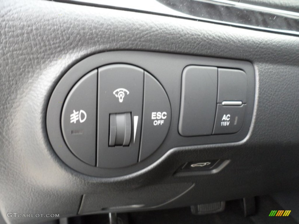 2011 Hyundai Veracruz Limited Controls Photos