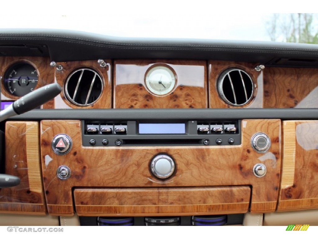 2008 Rolls-Royce Phantom Drophead Coupe Standard Phantom Drophead Coupe Model Controls Photo #60691697