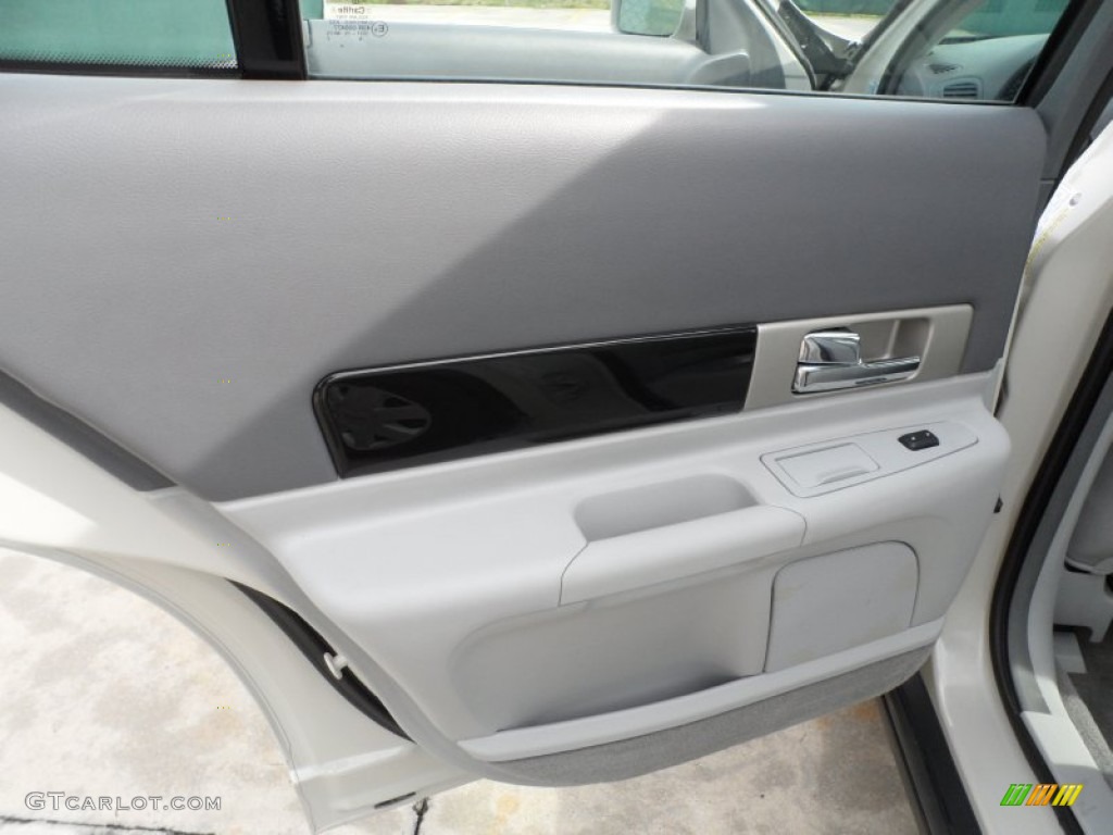 2005 LS V6 Luxury - Cashmere Tri-Coat / Shale/Dove photo #27
