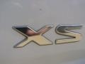 2002 Isuzu Axiom XS Badge and Logo Photo