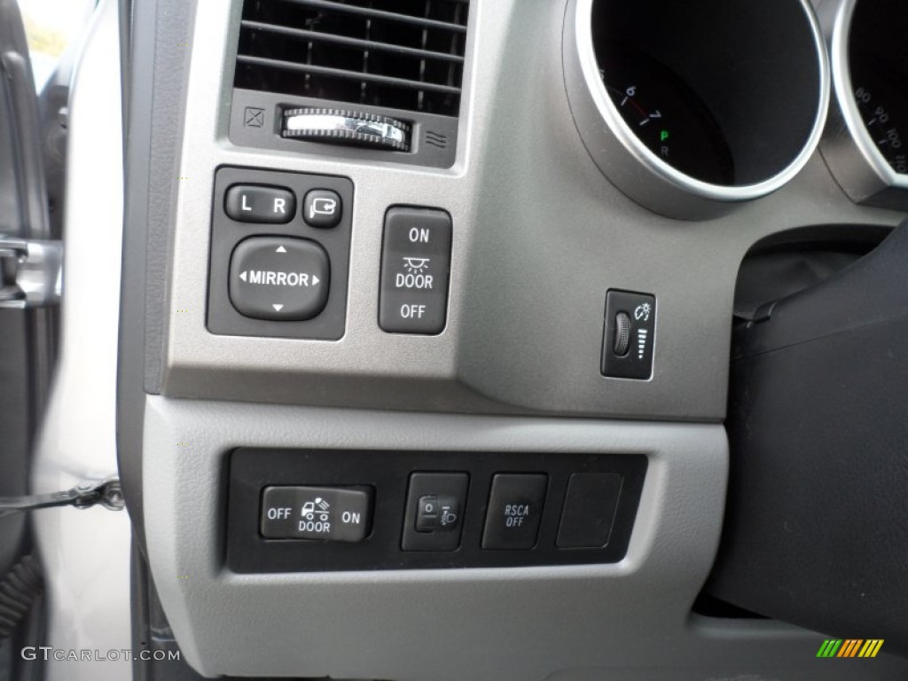 2010 Toyota Tundra Limited CrewMax Controls Photo #60694484