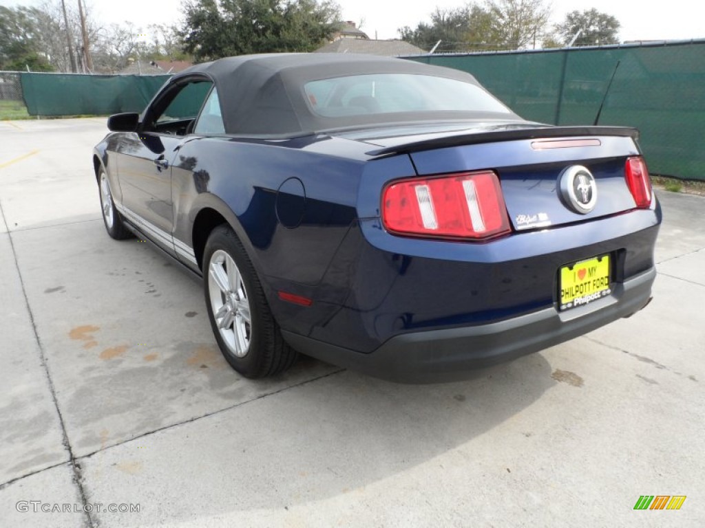 2010 Mustang V6 Convertible - Kona Blue Metallic / Charcoal Black photo #5
