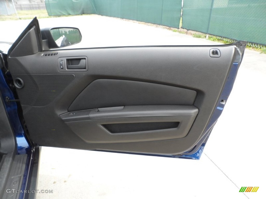 2010 Mustang V6 Convertible - Kona Blue Metallic / Charcoal Black photo #22