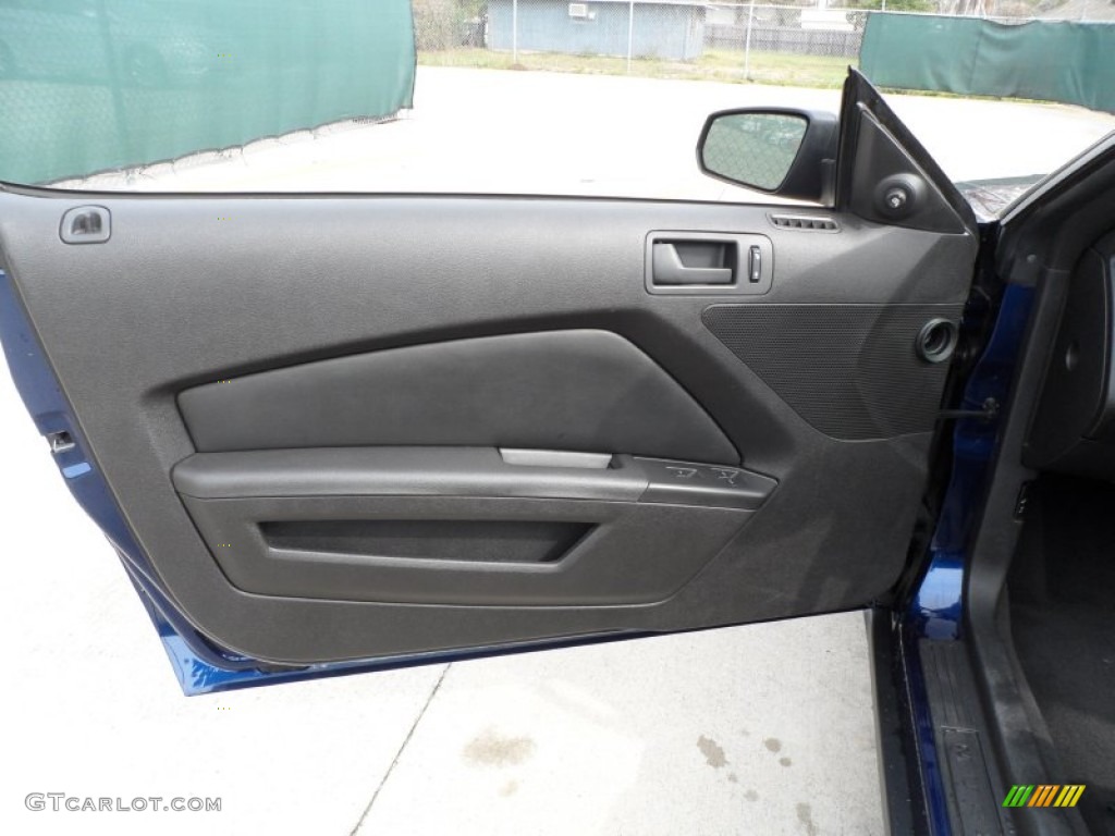 2010 Mustang V6 Convertible - Kona Blue Metallic / Charcoal Black photo #27