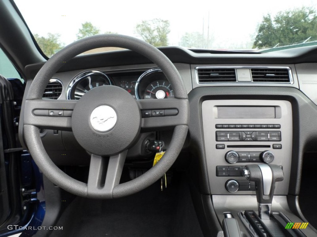 2010 Mustang V6 Convertible - Kona Blue Metallic / Charcoal Black photo #32