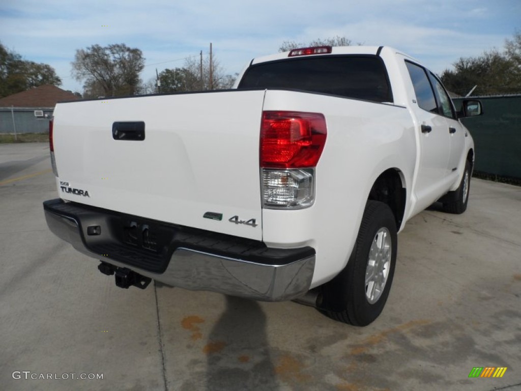 2012 Tundra SR5 CrewMax 4x4 - Super White / Black photo #3