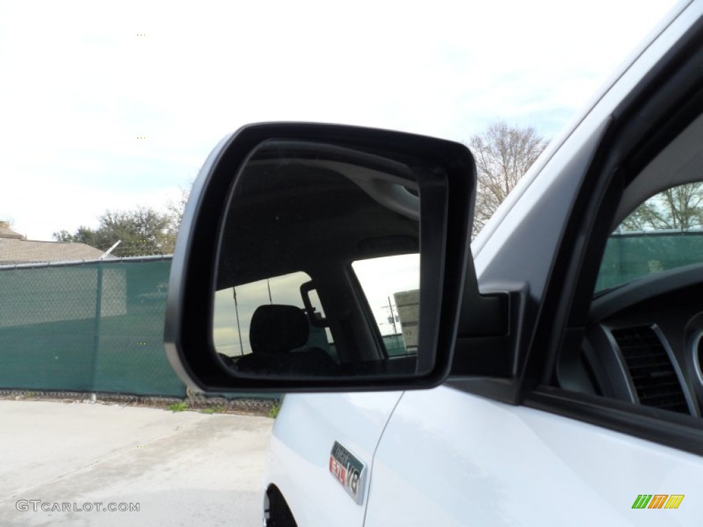 2012 Tundra SR5 CrewMax 4x4 - Super White / Black photo #14