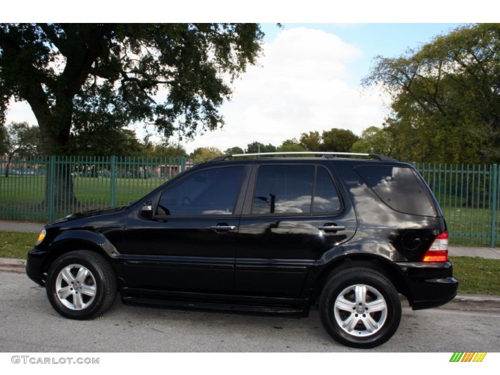 2005 ML 350 4Matic - Black / Ash photo #4