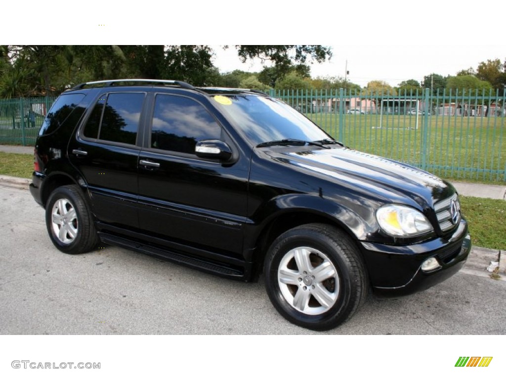 2005 ML 350 4Matic - Black / Ash photo #14