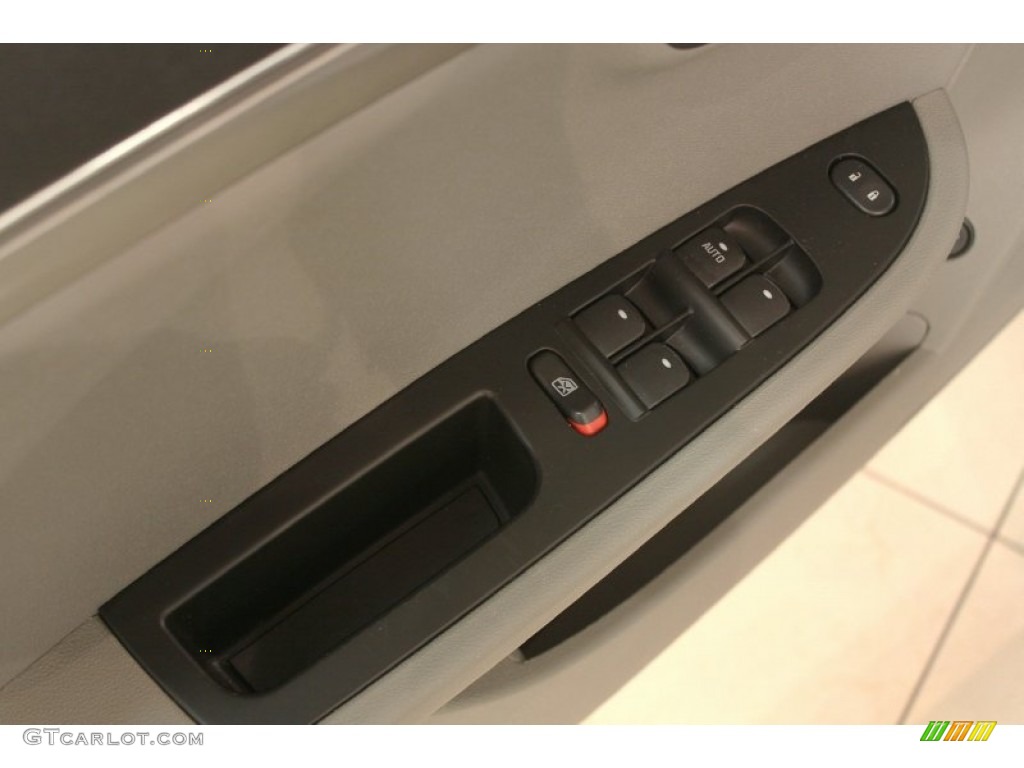 2009 Aura XE - Quicksilver / Gray photo #6