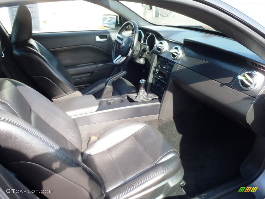 2006 Mustang V6 Premium Coupe - Tungsten Grey Metallic / Dark Charcoal photo #14