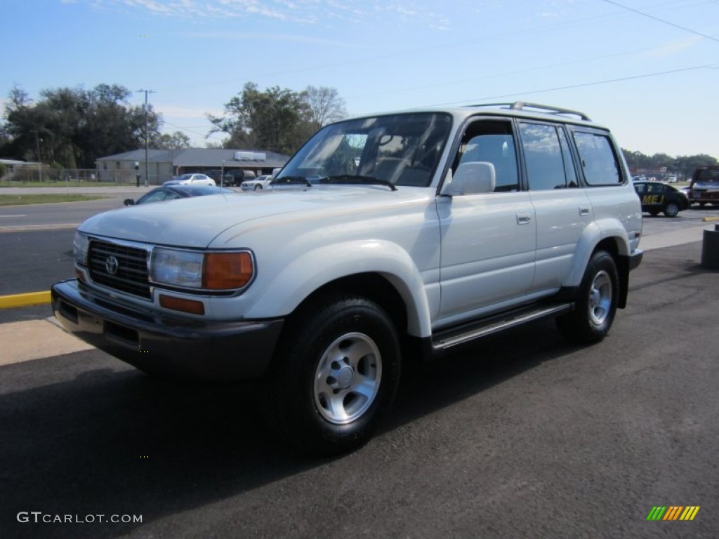 1997 Land Cruiser  - White / Oak photo #1