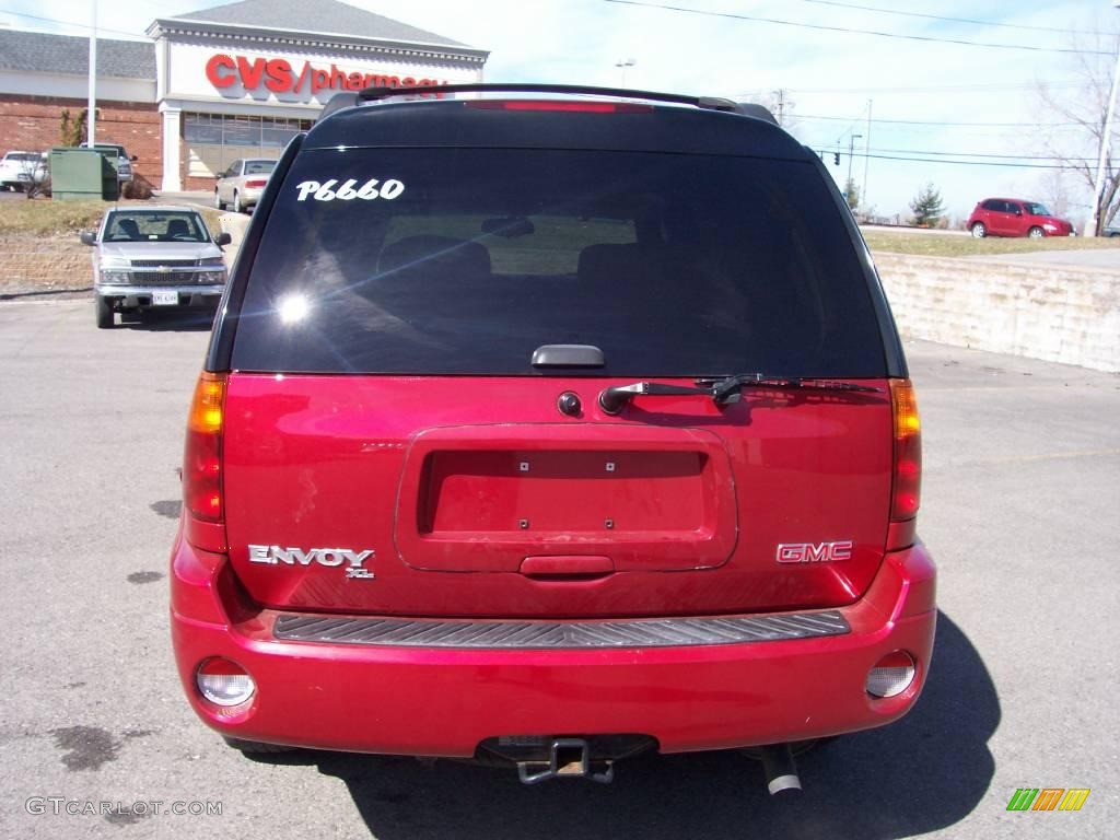 2005 Envoy XL SLT 4x4 - Magnetic Red Metallic / Ebony photo #11