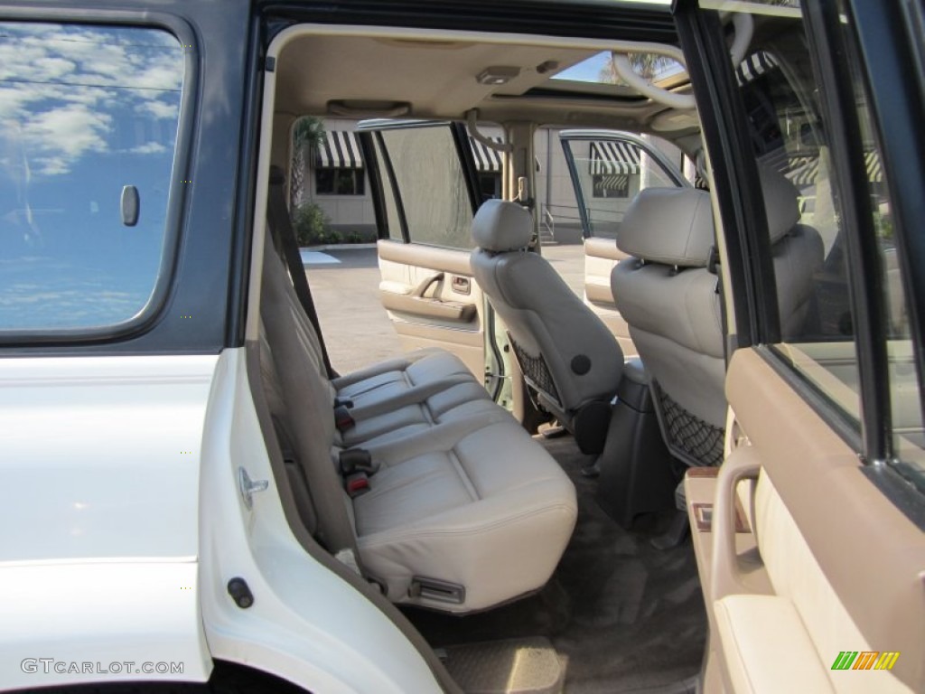 1997 Land Cruiser  - White / Oak photo #30