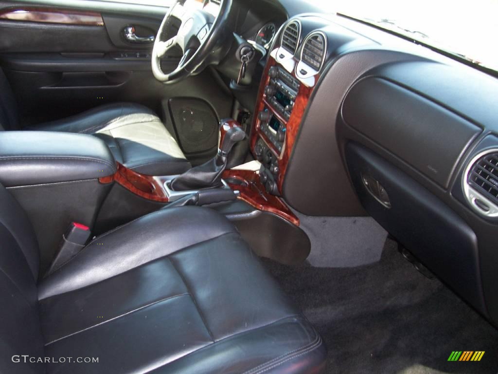 2005 Envoy XL SLT 4x4 - Magnetic Red Metallic / Ebony photo #28
