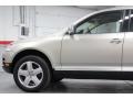 2004 Wheat Beige Metallic Volkswagen Touareg V8  photo #15