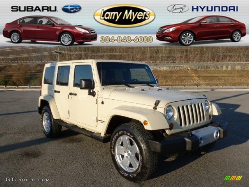 2011 Wrangler Unlimited Sahara 4x4 - Sahara Tan / Black/Dark Saddle photo #1