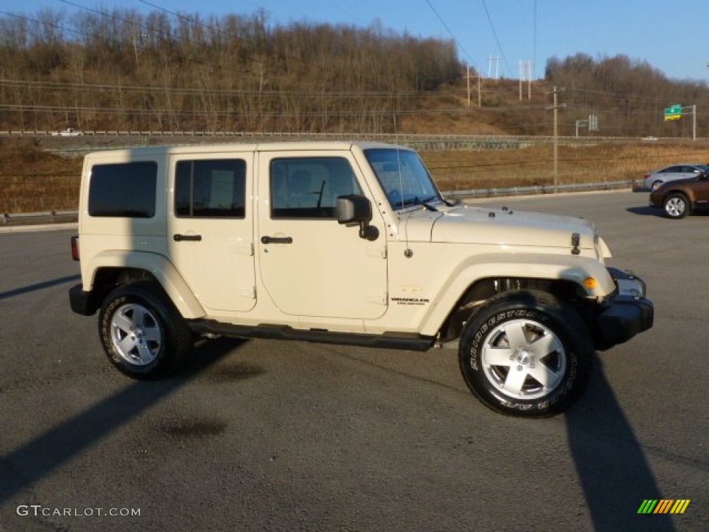 2011 Wrangler Unlimited Sahara 4x4 - Sahara Tan / Black/Dark Saddle photo #7