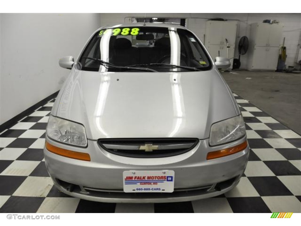 2004 Aveo LS Sedan - Galaxy Silver Metallic / Gray photo #3