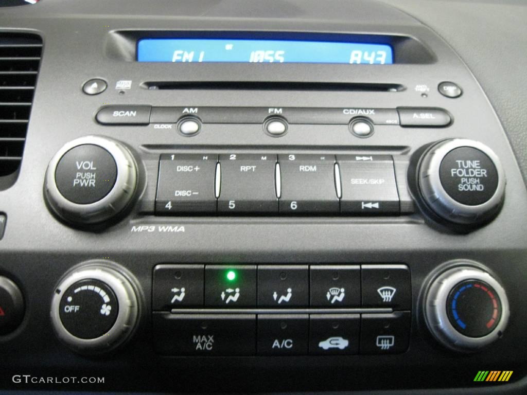 2006 Civic LX Coupe - Alabaster Silver Metallic / Black photo #3