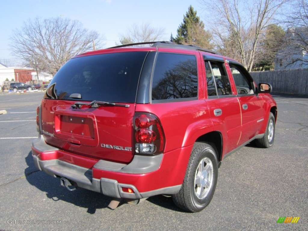 2003 TrailBlazer LT 4x4 - Majestic Red Metallic / Dark Pewter photo #7