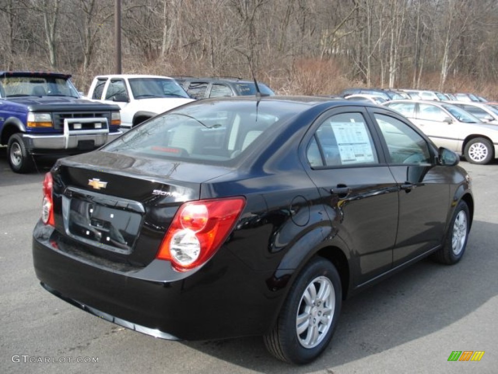2012 Sonic LS Sedan - Black / Jet Black/Dark Titanium photo #8