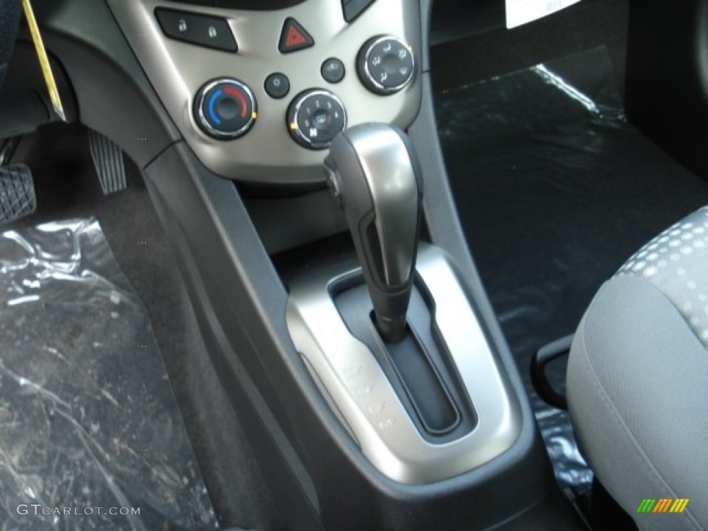 2012 Sonic LS Sedan - Black / Jet Black/Dark Titanium photo #18