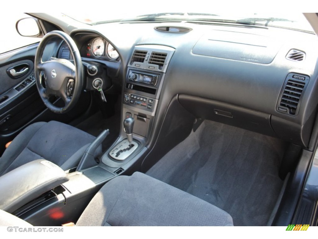 2003 Maxima SE - Gray Lustre / Black photo #8