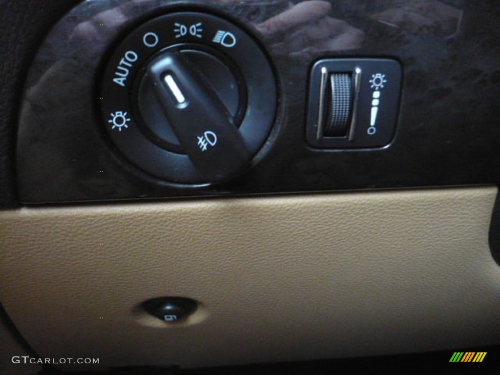 2011 Dodge Durango Citadel 4x4 Controls Photo #60710628