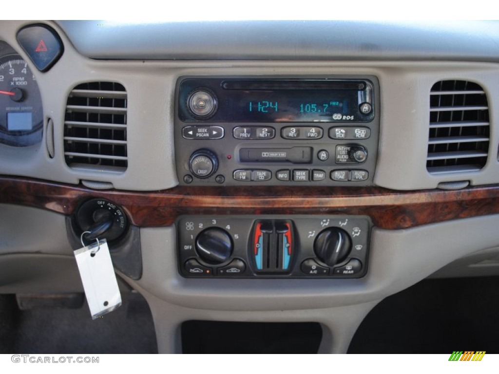 2000 Impala LS - Bright White / Light Oak photo #12