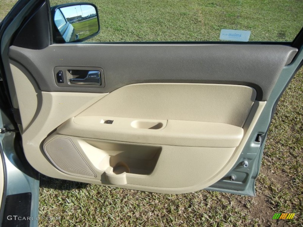2009 Ford Fusion S Camel Door Panel Photo #60712942