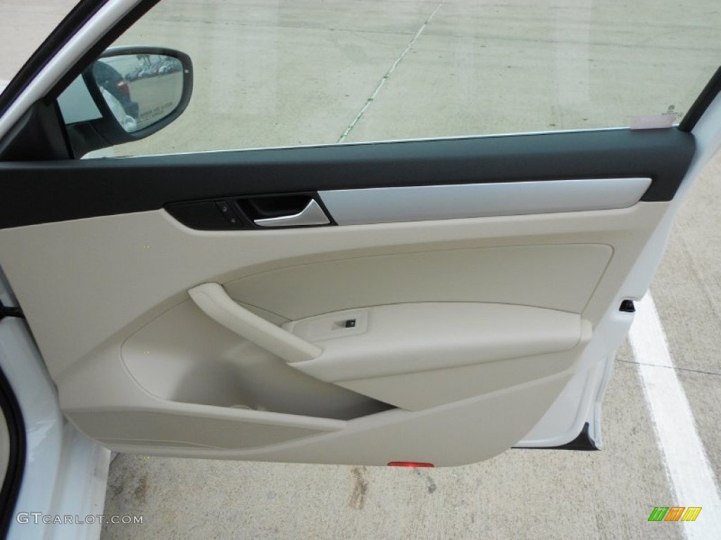 2012 Volkswagen Passat TDI SE Cornsilk Beige Door Panel Photo #60714742