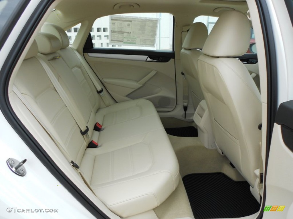 Cornsilk Beige Interior 2012 Volkswagen Passat TDI SE Photo #60714760