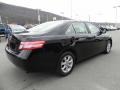 Black - Camry LE Photo No. 19