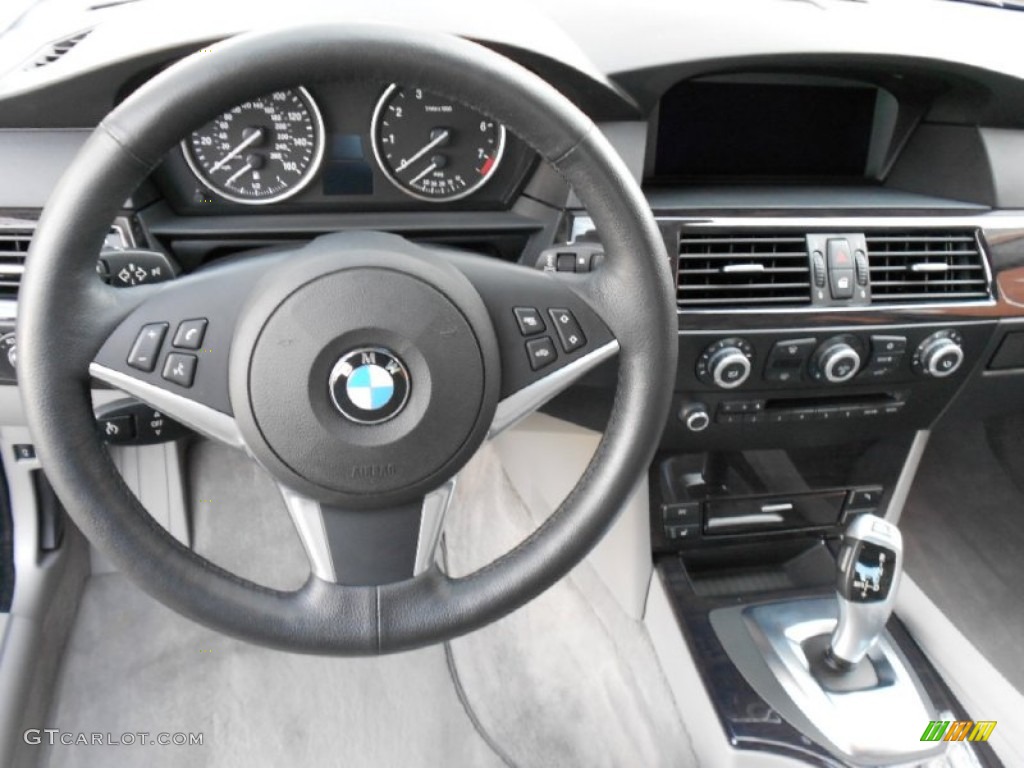 2010 BMW 5 Series 535i Sedan Gray Dashboard Photo #60717940