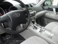 Classic Silver Metallic - Highlander V6 4WD Photo No. 5