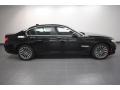 Jet Black - 7 Series 740i Sedan Photo No. 2
