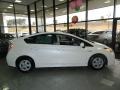 Blizzard White Pearl - Prius Hybrid II Photo No. 2