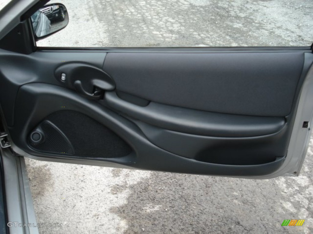 2005 Sunfire Coupe - Liquid Silver Metallic / Graphite photo #16